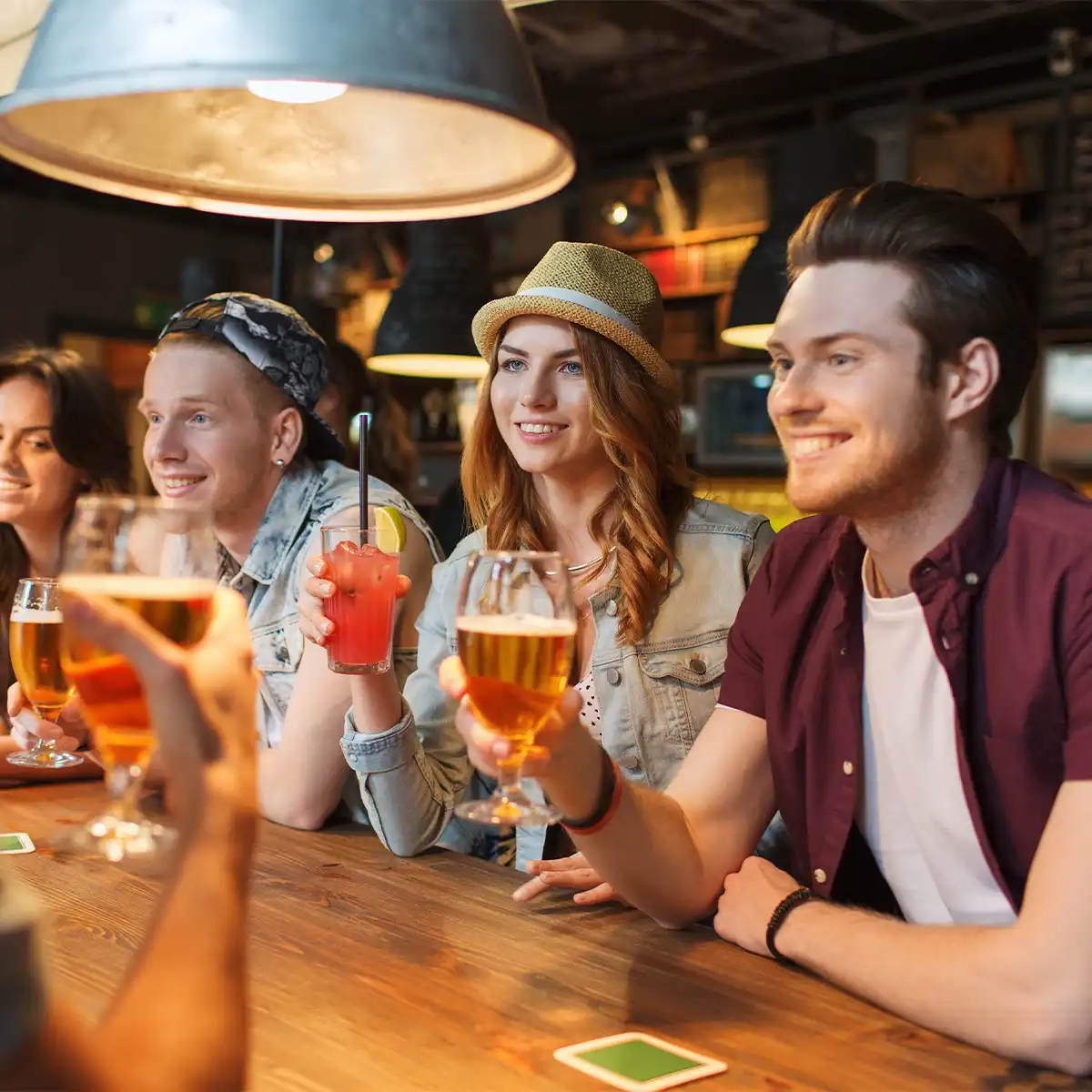Agencement de bar professionnel : créez un espace efficace