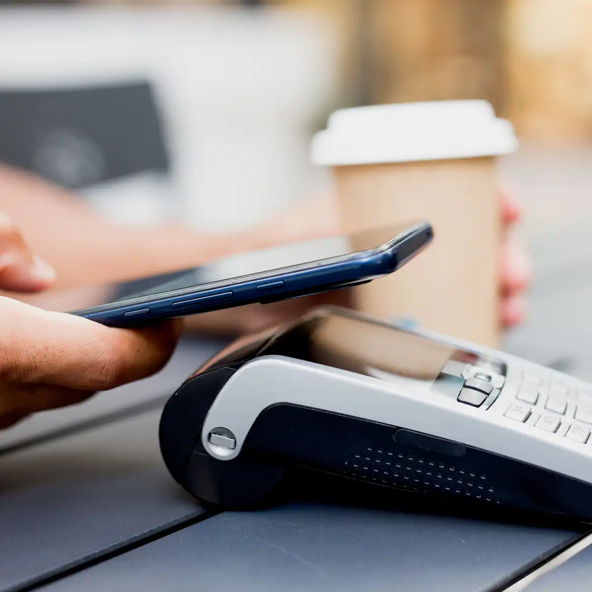 Caisse et TPE, quelle solution choisir pour la saison 2026&nbsp;?