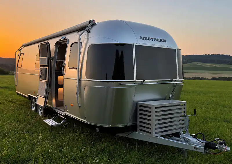AIRSTREAM