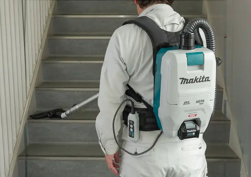 MAKITA